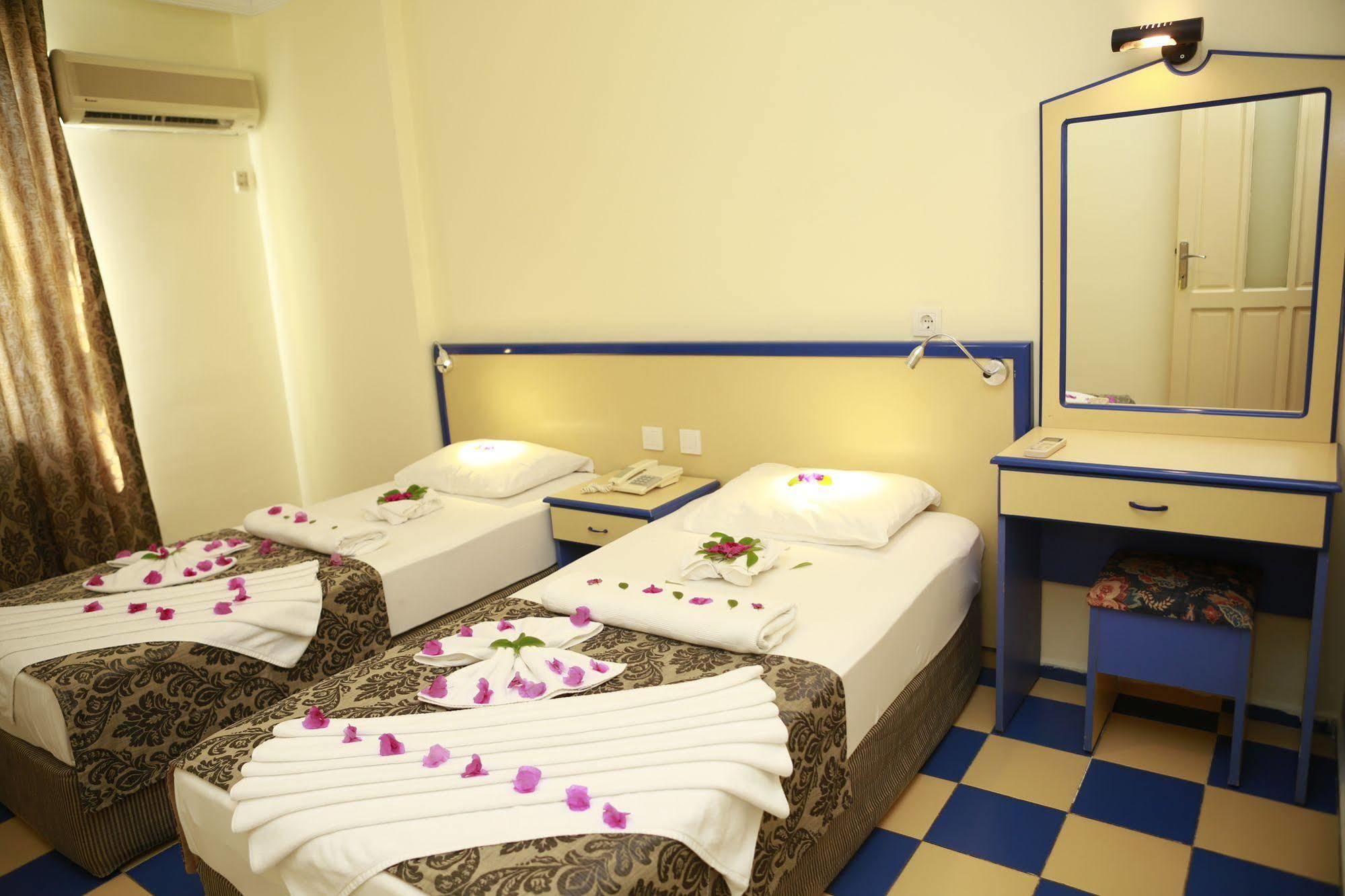 Almera Park Apart Hotel アランヤ エクステリア 写真