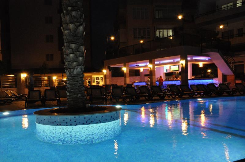 Almera Park Apart Hotel アランヤ エクステリア 写真