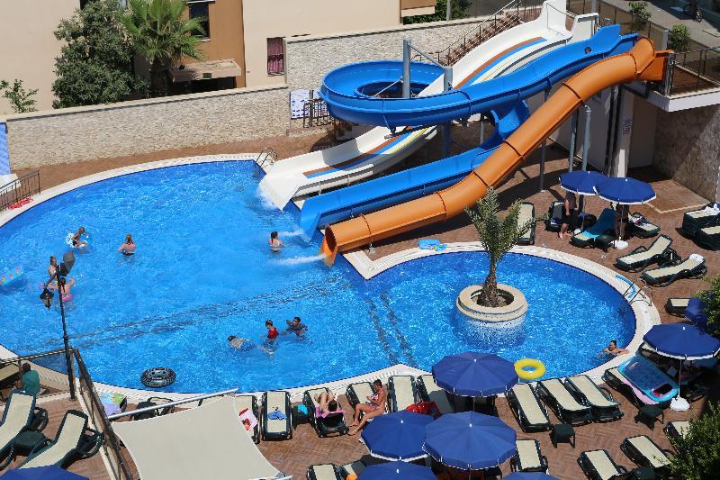 Almera Park Apart Hotel アランヤ エクステリア 写真
